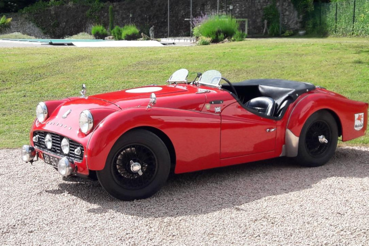 TRIUMPH TR3